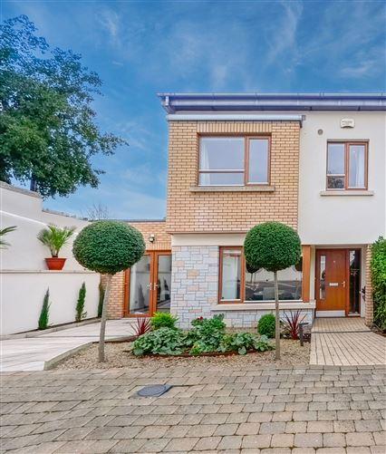 4 Cabinteely Wood, Cabinteely, Dublin 18, historical listing image 1