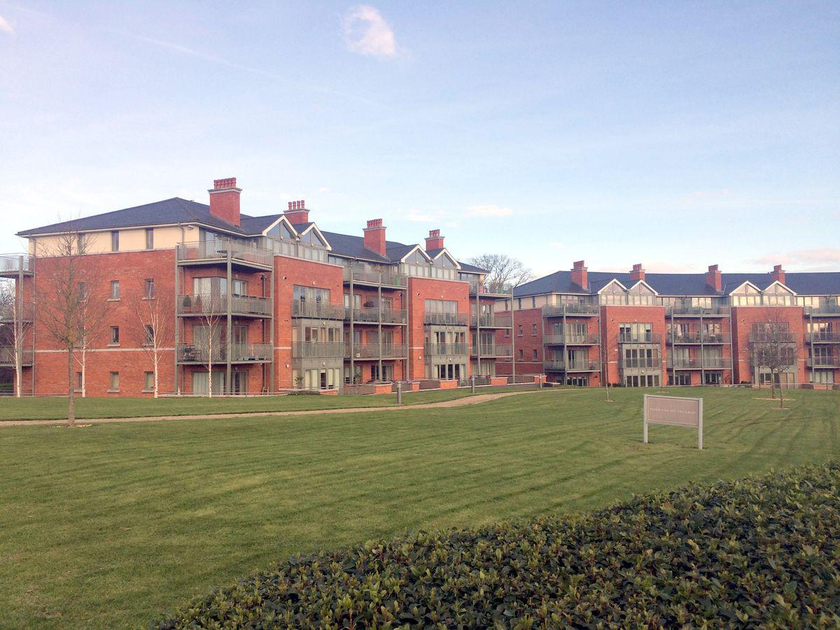 7 Willow Lodge, Farmleigh Avenue, Farmleigh Woods, Castleknock, Dublin 15, historical listing image 1