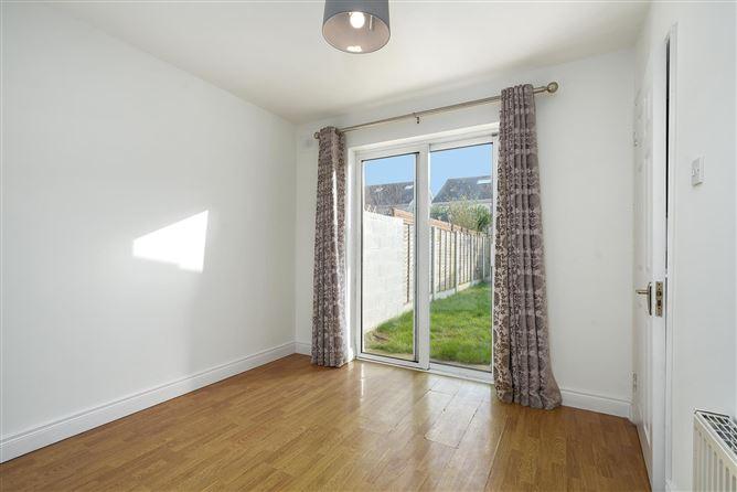 23 St Mochta's Chase, Clonsilla, Dublin 15, historical listing image 5