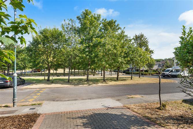 48 The Courtyard, Castleredmond, Midleton, Co. Cork, historical listing image 2
