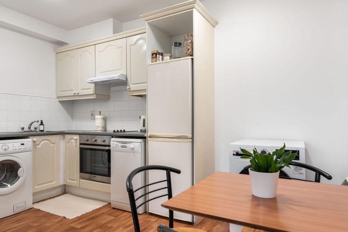 Apartment 24, Dawson House, Dean Court, Dublin 8, D08TX46, historical listing image 6