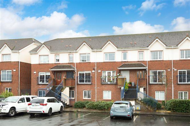 16, Larkfield Square, Co. Dublin, historical listing image 1