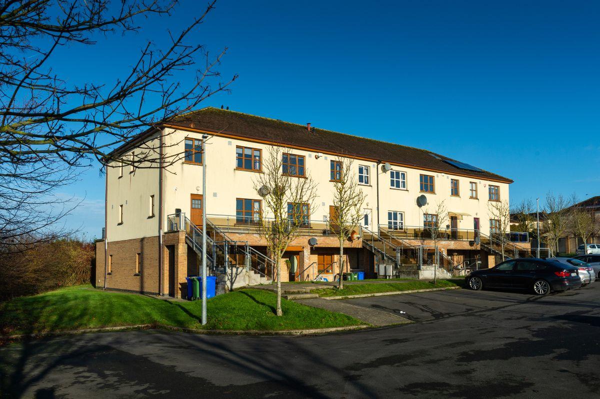 23 Rathevan Heights, Portlaoise, Co. Laois, R32R968, historical listing image 1