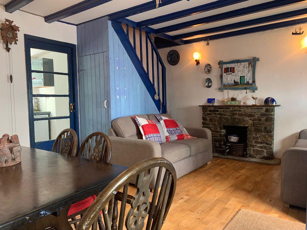2 Pier Road, Schull, Co. Cork, historical listing image 2