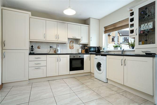 25, Woodlawn View, Dublin 17, historical listing image 6