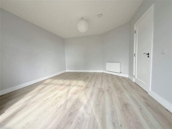 77 The Bailey, Castle Farm, Naas, Co. Kildare, historical listing image 5