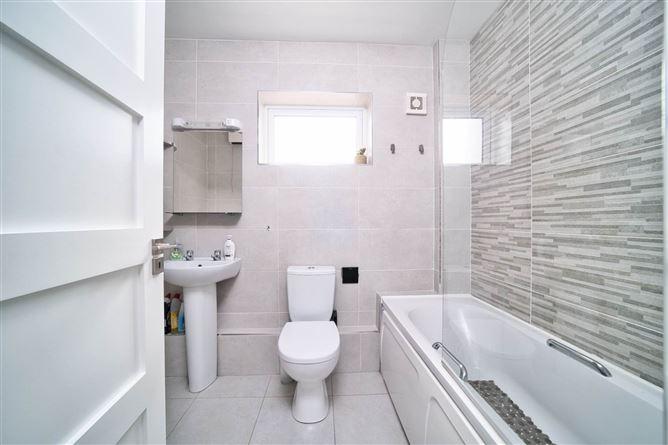 1 The Caspo Apartments, Town Hall Lane, Naas, County Kildare, historical listing image 6