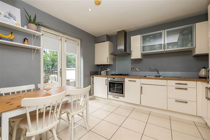 9 The Green, Robswall, Malahide,   County Dublin, historical listing image 6