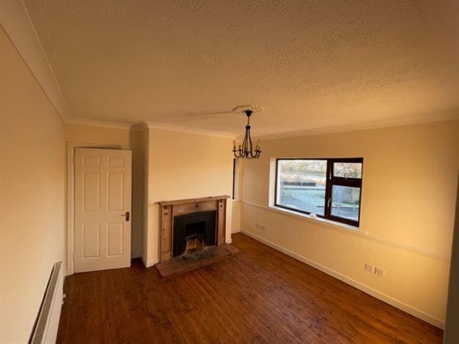 9 Weir Court Ballina, Ballina, Mayo, historical listing image 4