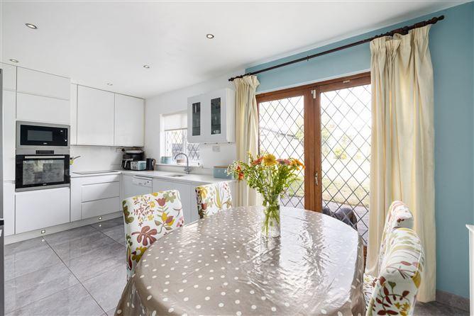 18, Sandyford Hall Drive, Dublin 18, historical listing image 3