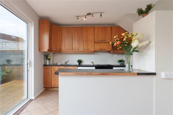 5, Llewellyn Grove, Dublin 16, historical listing image 5