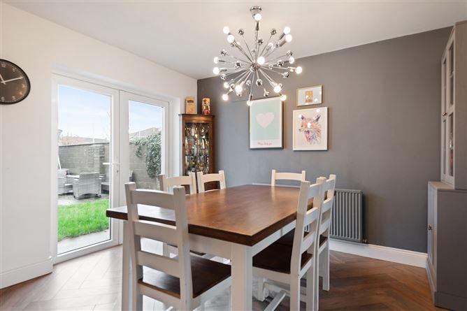 2, Fforster Lawn, Co. Dublin, historical listing image 6
