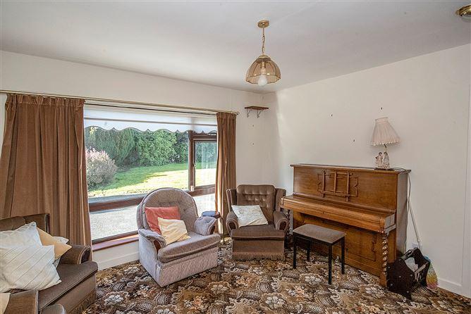 18 Blackrock Court, Youghal Road, Dungarvan, Co. Waterford, historical listing image 6