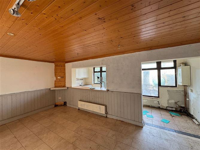 15 James Connolly Park, Clondalkin, Dublin 22, D22FP63, historical listing image 3