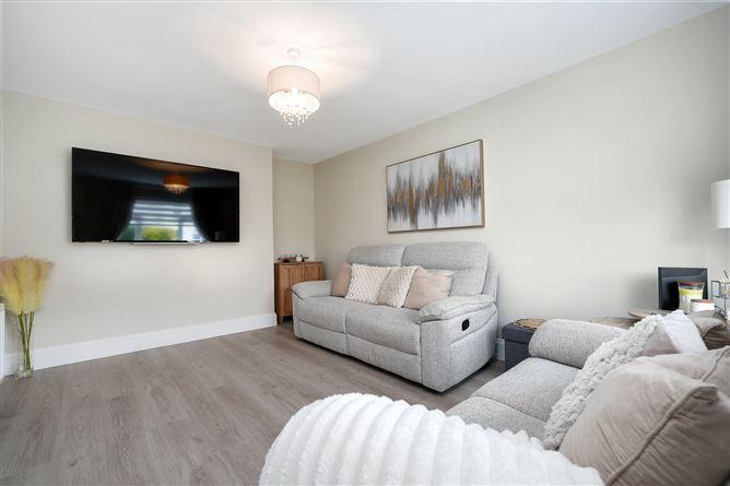 21 St Mark's Drive, Clondalkin, Dublin 22, historical listing image 6