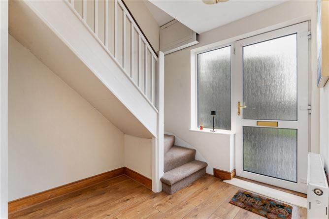 5, Pearse Brothers Park, Dublin 16, historical listing image 2