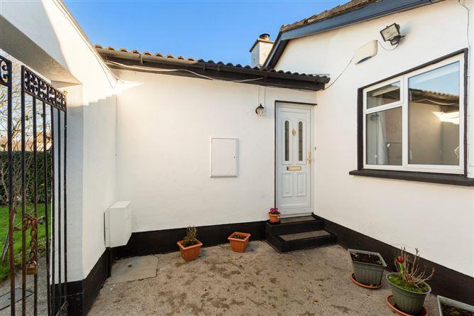 12 Cedar Avenue, Kingswood, Dublin 24, D24XC2F, historical listing image 2