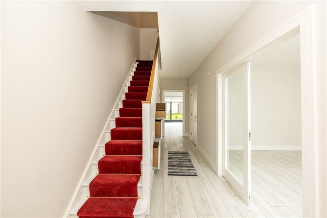 18 Newpark Close, Kinsealy, Malahide,   County Dublin, historical listing image 2