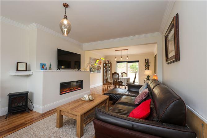 22 Cionn Torc, Castlepollard, Westmeath, historical listing image 2