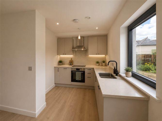 15 Love Lane, Clonmel, County Tipperary, historical listing image 3