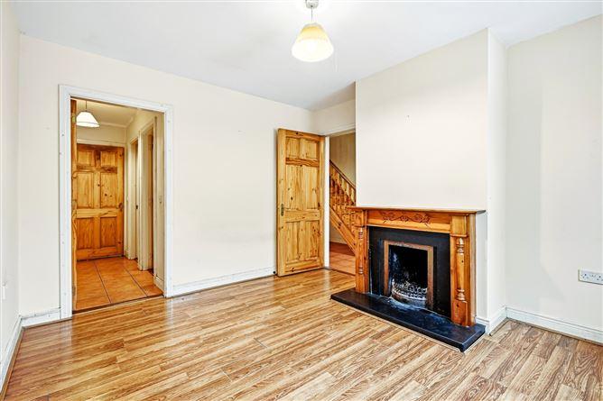 9, The Courtyard Bohreen Hill, Co. Wexford, historical listing image 3