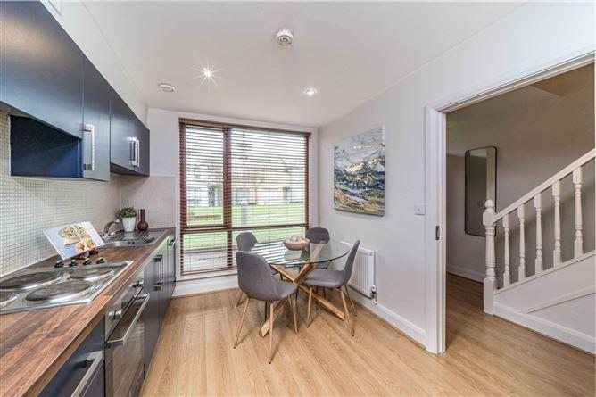 9, Castlelyon Green, Co. Dublin, historical listing image 3