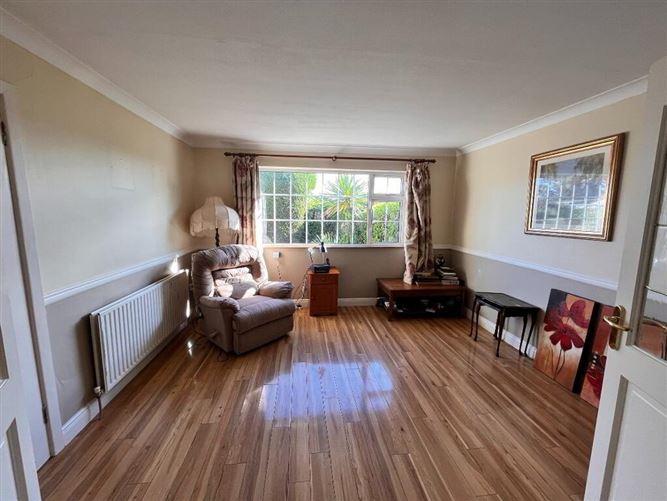35 Matson Lodge, Drogheda, Louth, historical listing image 4