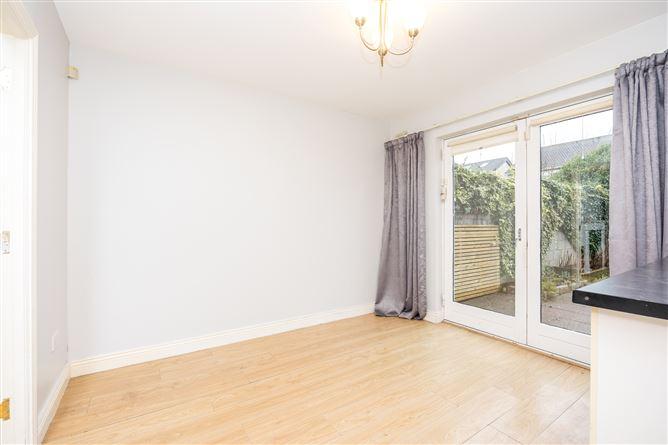 6, Luttrellstown Walk, Dublin 15, historical listing image 6