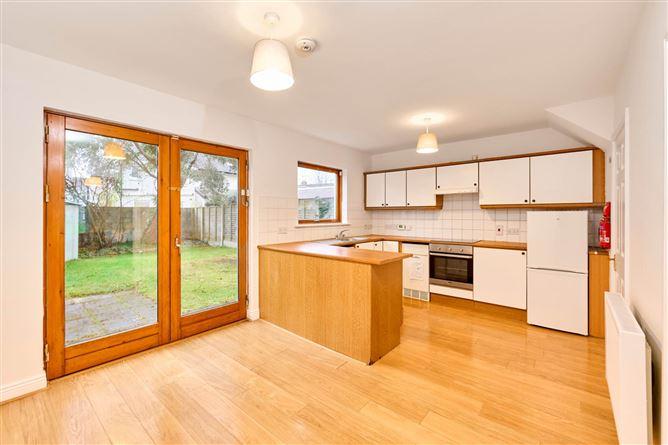 51, Warren Avenue, Dublin 15, historical listing image 5