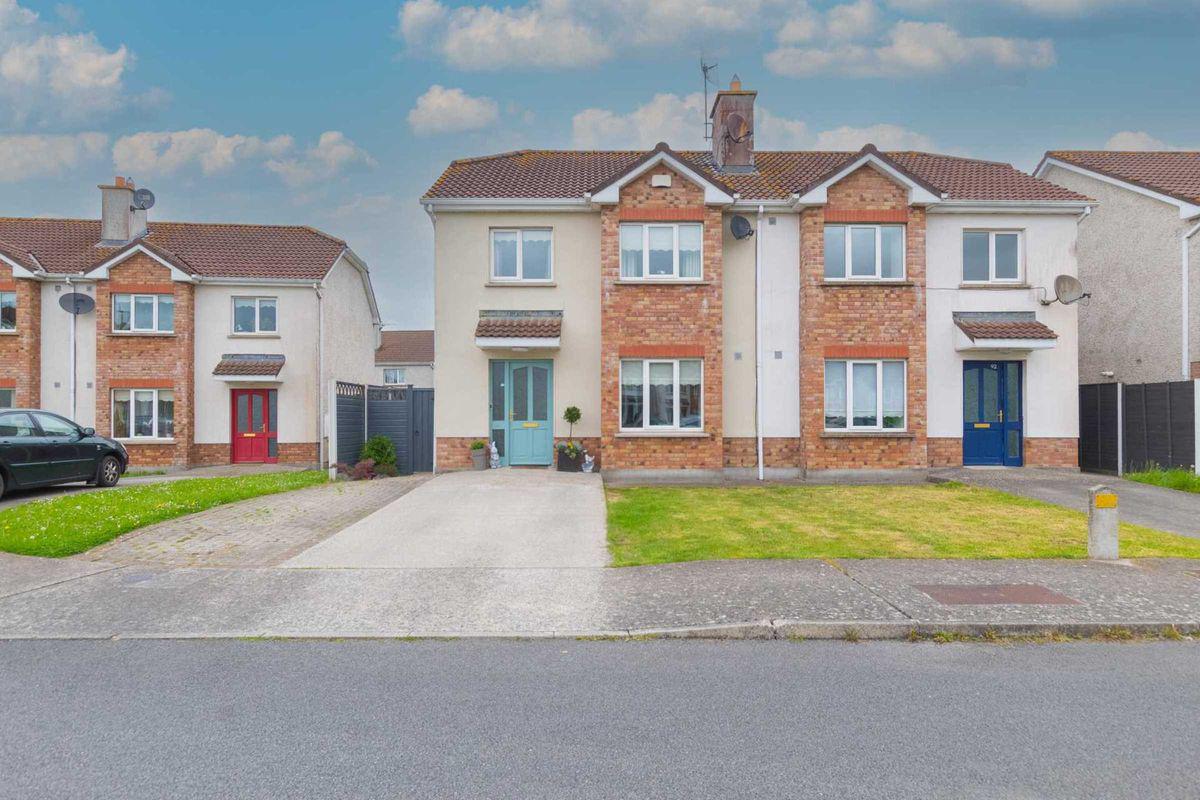 91 Glenoaks Close, Clonmel, Co. Tipperary, historical listing image 1