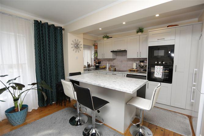 apt 1sandyford house, scarlet street, drogheda, historical listing image 3