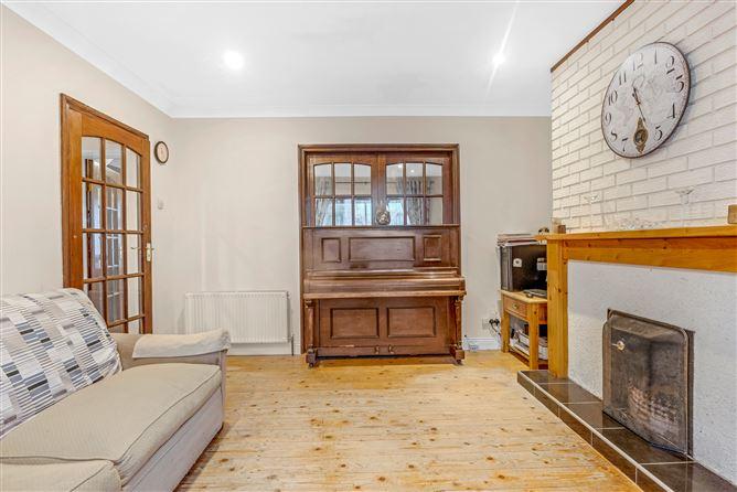 24 Cill Cais , Oldbawn, Dublin 24, historical listing image 5