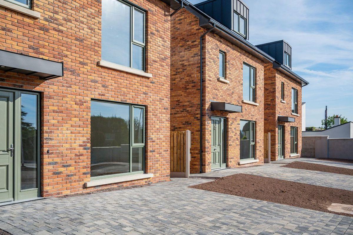 8 Hettyfield Gardens, Hettyfield , Douglas, Cork, historical listing image 3