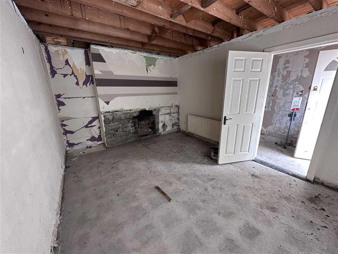 55 Fortlawn Avenue, Blanchardstown, Dublin 15, County Dublin, historical listing image 3