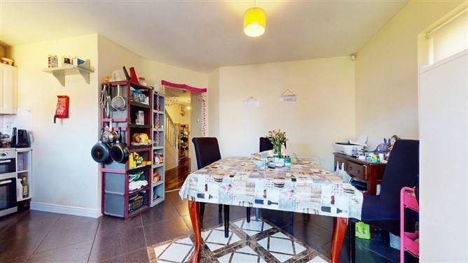 192 Castlecurragh Vale, Mulhuddart, Dublin 15, historical listing image 5