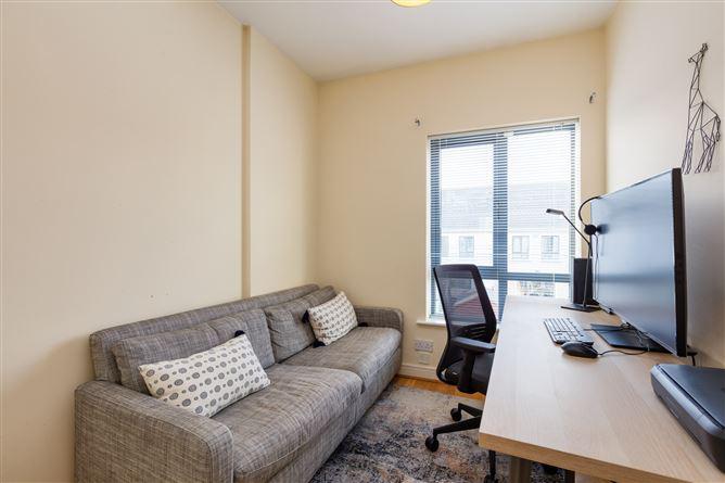 9 Beau Park Place, Clongriffin, Dublin 13, historical listing image 5