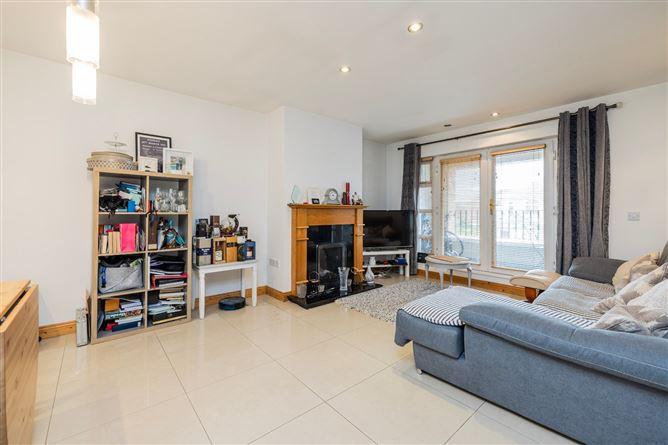 14 woodlands court, lower main st, rush, historical listing image 6