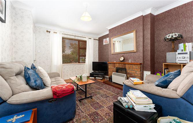 31 St Johns Close, Clondalkin, Dublin 22, historical listing image 3