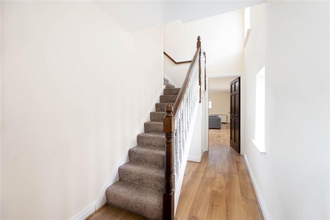 Apt. 6, Hopkins Mews, Hopkins Lane, Monasterevin, Kildare, historical listing image 3