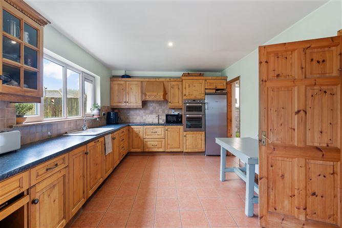 24 Gleann Rua, Ballygarvan, Cork, historical listing image 5