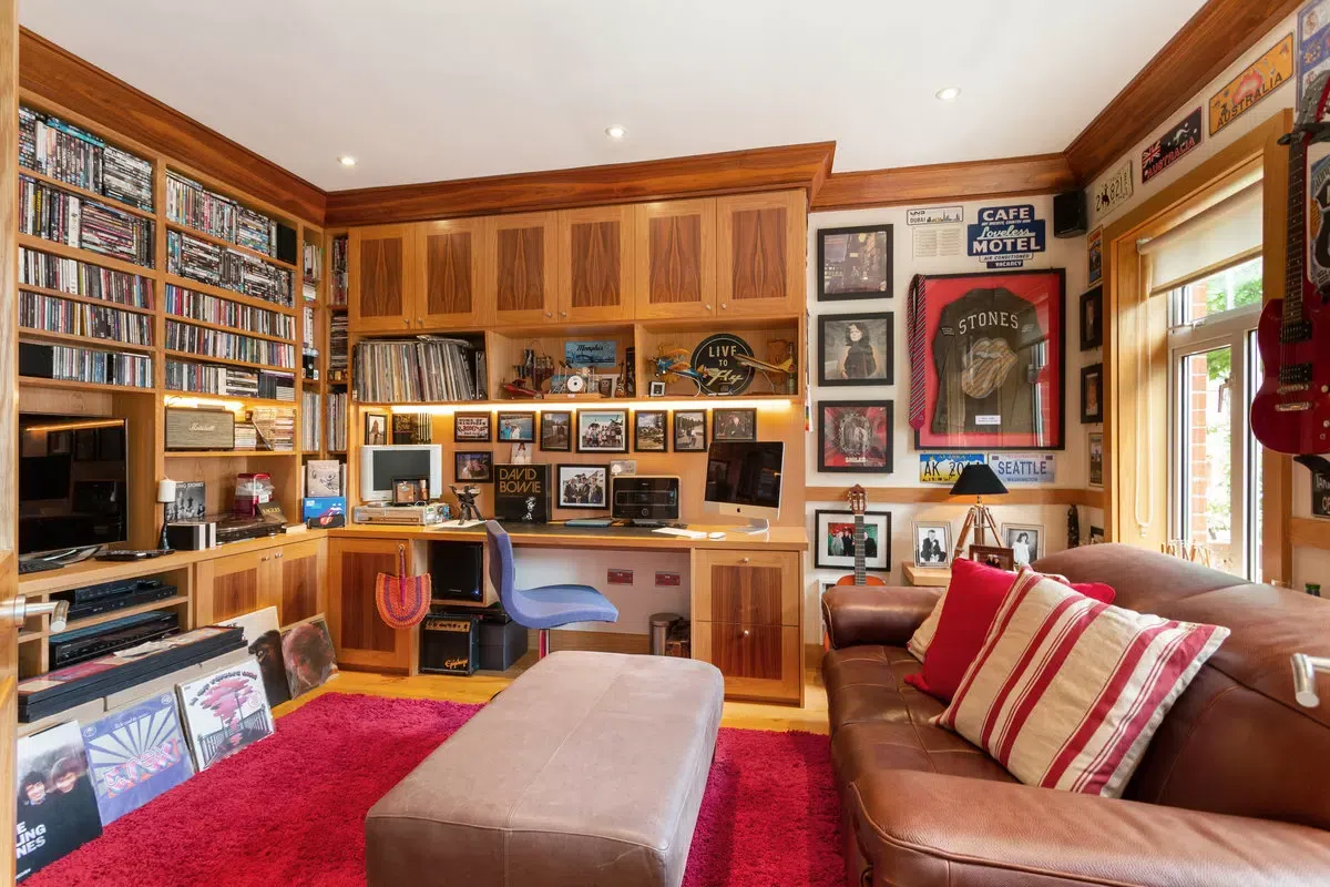 11 Orlagh Lodge, Scholarstown Road, Knocklyon, Dublin 16, historical listing image 3
