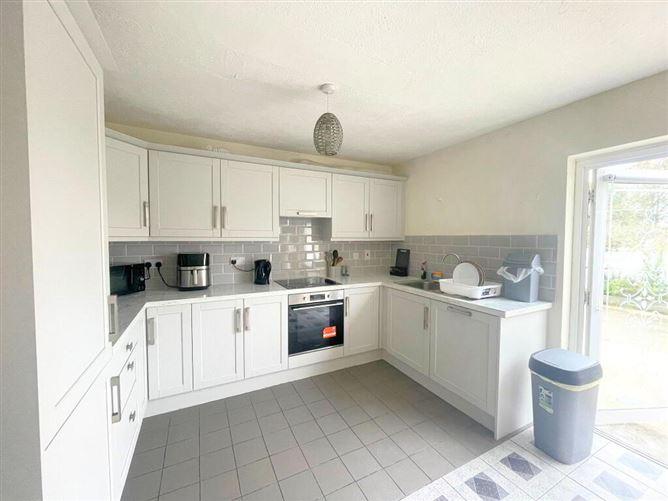 Lough Na Neine House, Castle Avenue, Roscommon Town, Co. Roscommon, F42W291, historical listing image 5