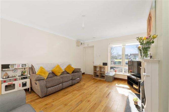 32 Manorfields Walk, Clonee, Dublin, historical listing image 3