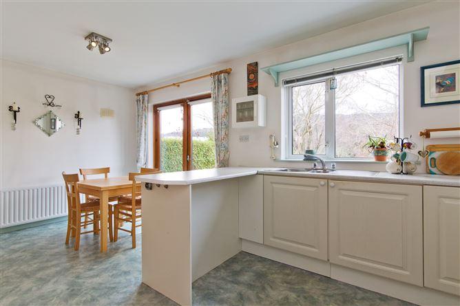 33, Sandyford Hall Crescent, Dublin 18, historical listing image 4