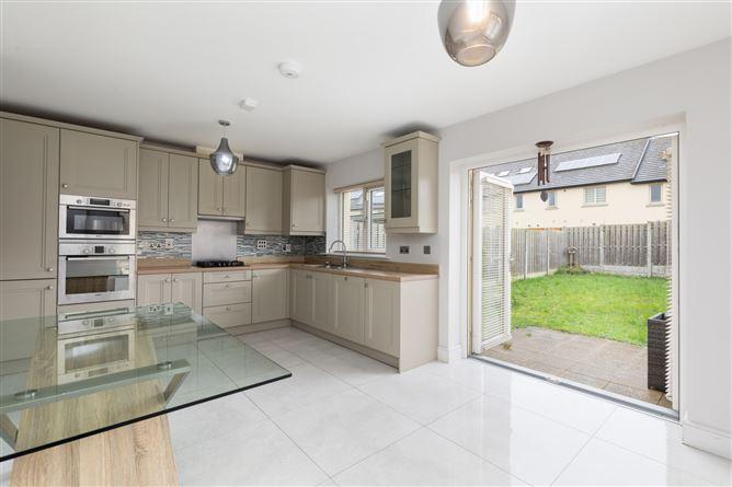25 Barnwell Woods, Clonsilla, Dublin 15, D15VE8D, historical listing image 4