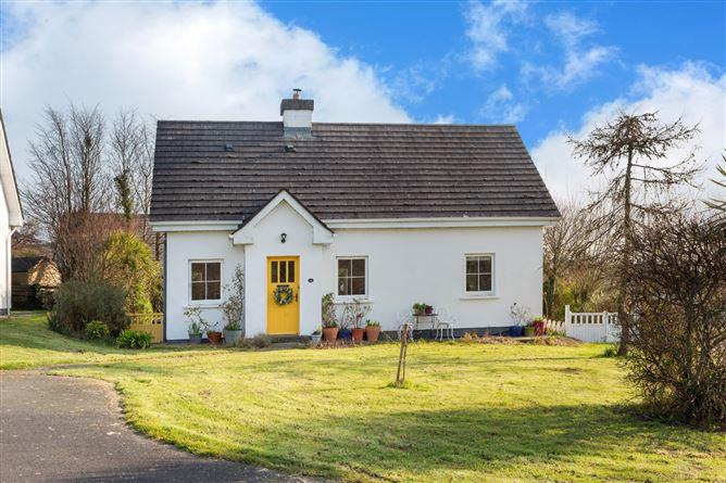 8 Brittas Bay Village, Brittas Bay, Co. Wicklow, A67T927, historical listing image 1