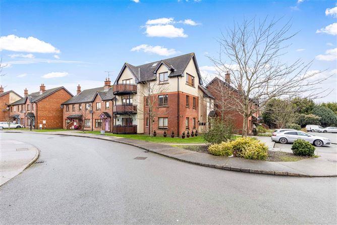 54 An Bothair Na Carraig, Lis Na Dara, Dundalk, County Louth, historical listing image 3