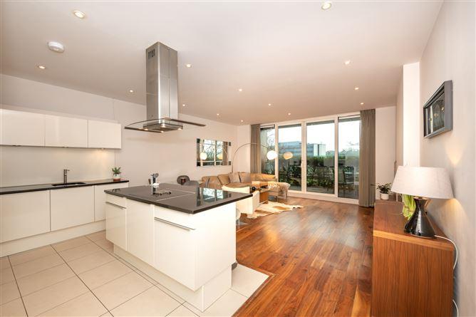 124 The Elysian, Port Lane, Cork, historical listing image 1