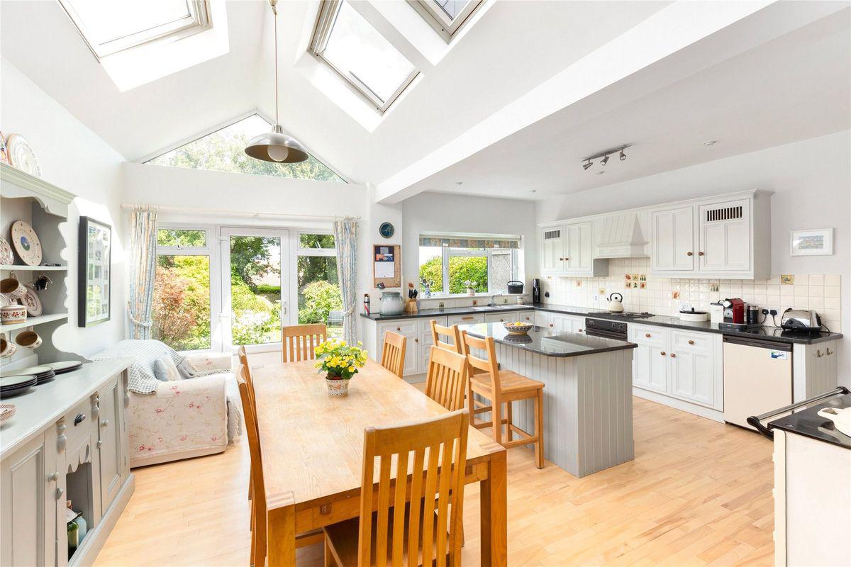 28 Ardagh Drive, Blackrock, Co. Dublin, historical listing image 5