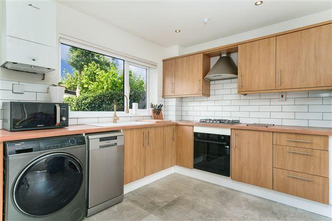 31 St Johns Close, Clondalkin, Dublin 22, historical listing image 5